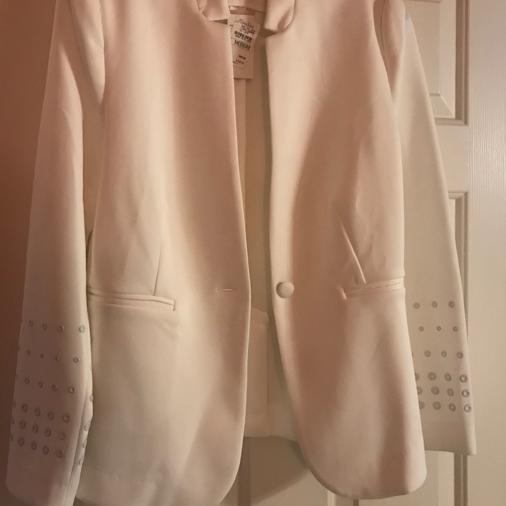 Philosophy Grommet Detail Blazer
